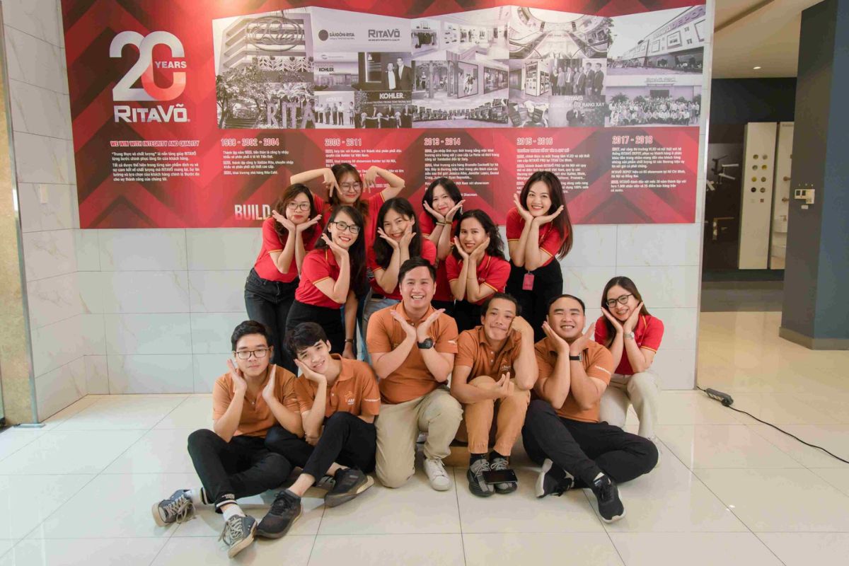 Phim doanh nghiệp là gì