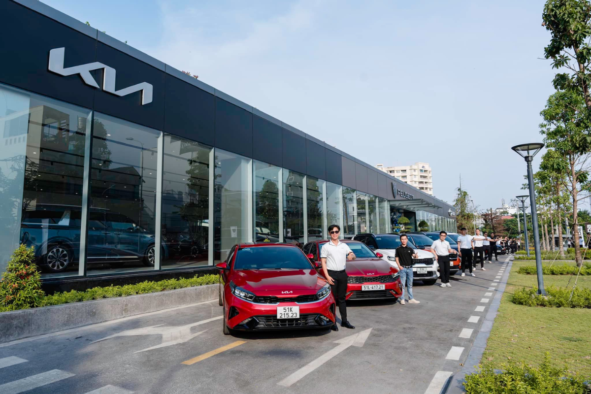 Chụp ảnh sản phẩm tại hội chợ