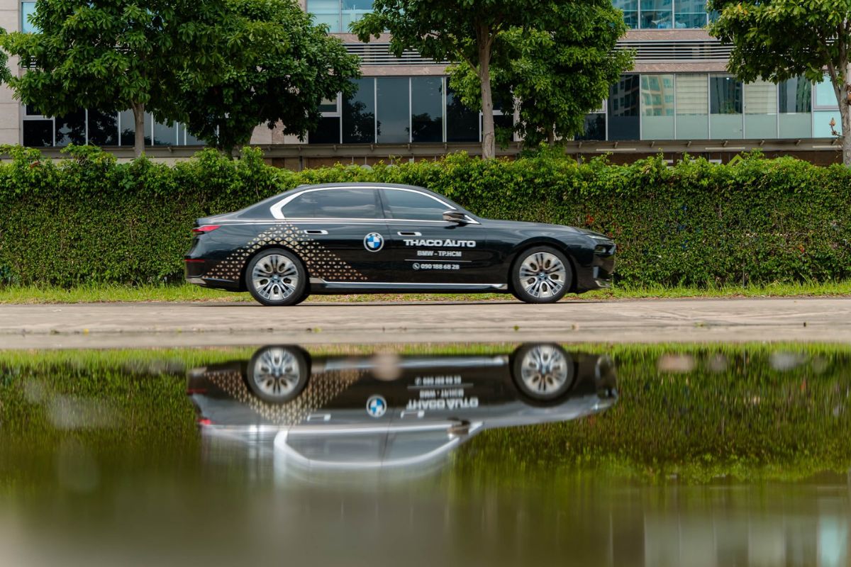 Quay phim triển lãm ô tô