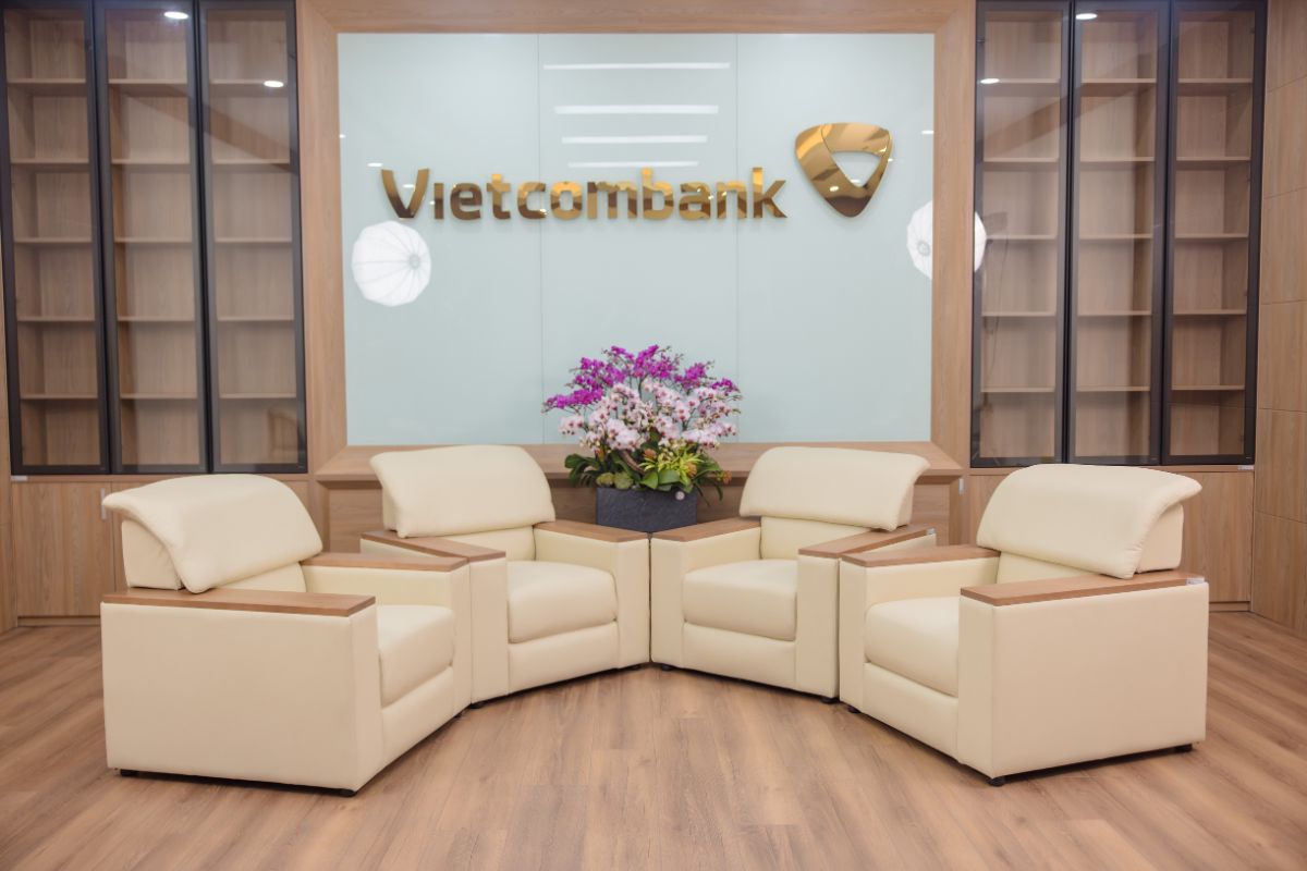 Thuê diễn viên vs Nhân sự công ty